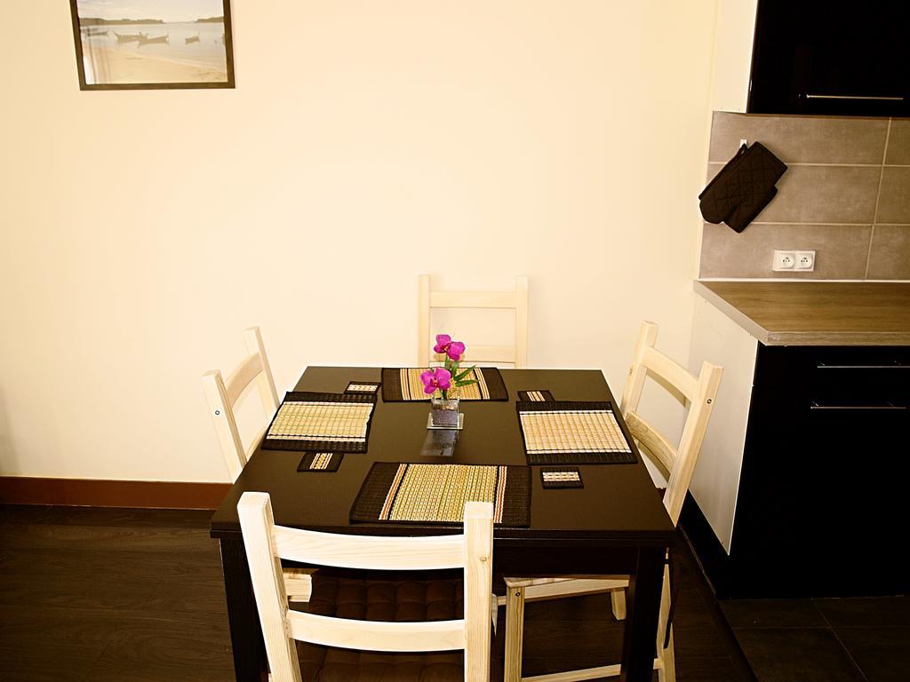 Au Petit Thai - T2 Avec Balcon - Montpellier Centre Apartment Bagian luar foto